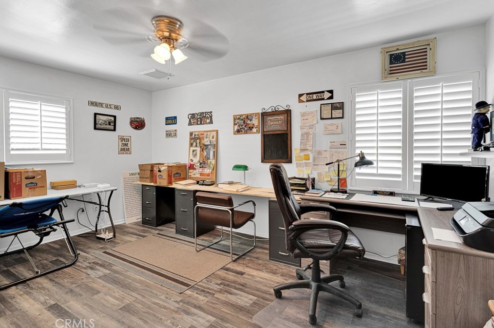 15382 Apple Vly Rd, Apple Valley CA 92307-4563 exterior