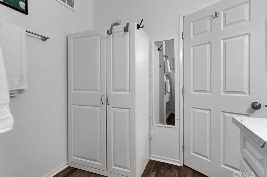 15382 Apple Vly Rd, Apple Valley CA 92307-4563 exterior