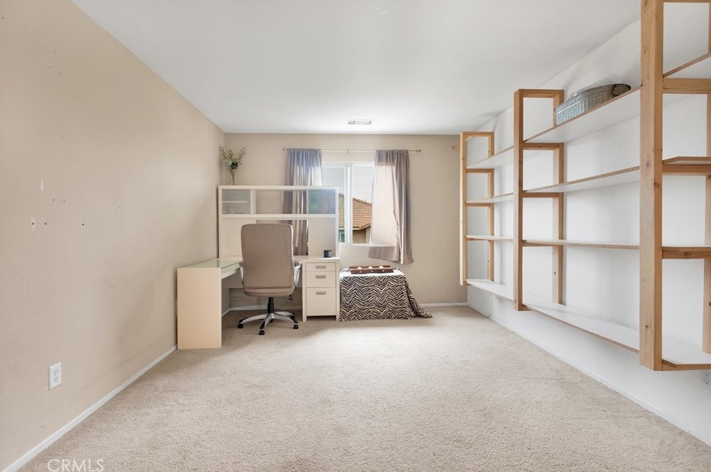 12932 Susanville St, Hesperia CA  92344-5532 exterior