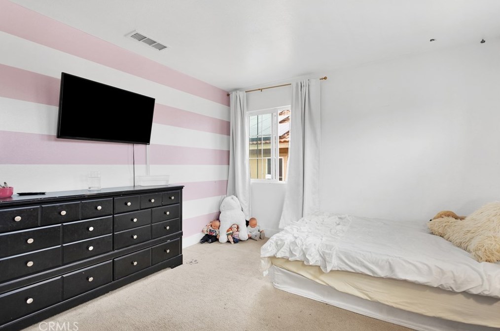 12932 Susanville St, Hesperia CA  92344-5532 exterior