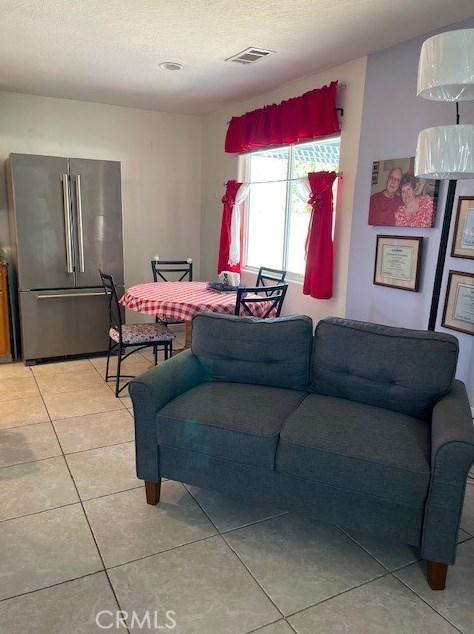 16072 Live Oak St, Hesperia CA  92345-3131 exterior