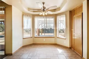 8187 Anaconda Ave, Oak Hills, CA 92344 - Photo 21