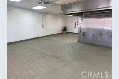 20200 US Highway 18 #D, Apple Valley, CA 92307 - Photo 7