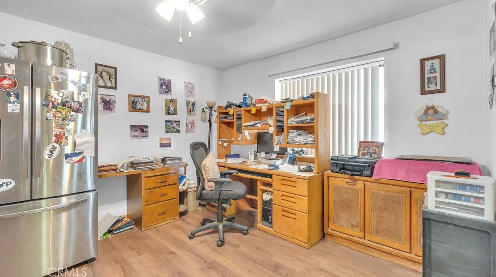 10808 8 Ave, Hesperia CA  92345-3451 exterior