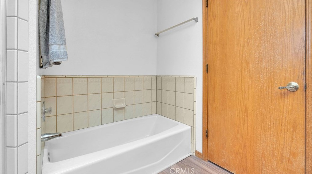 10808 8 Ave, Hesperia CA  92345-3451 exterior