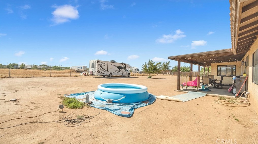 10808 8 Ave, Hesperia CA  92345-3451 exterior