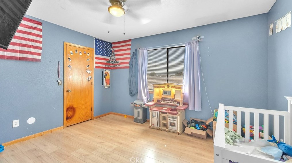 10808 8 Ave, Hesperia CA  92345-3451 exterior