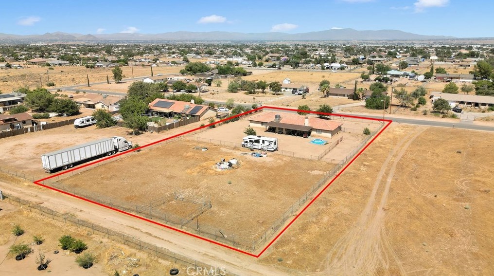 10808 8 Ave, Hesperia CA  92345-3451 exterior