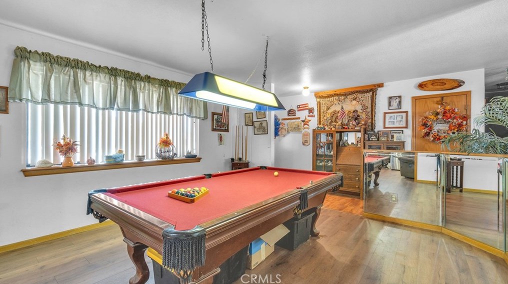 10808 8 Ave, Hesperia CA  92345-3451 exterior