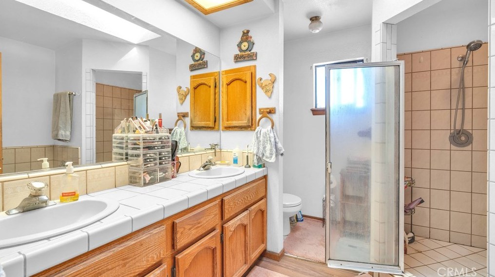 10808 8 Ave, Hesperia CA  92345-3451 exterior