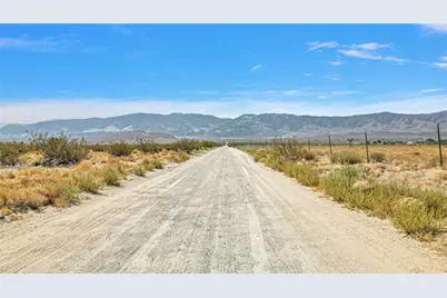 33633 Old Woman Spring Rd, Lucerne Valley, CA 92356 - Photo 23