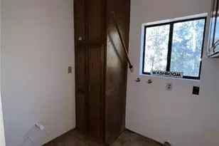 23109 Cardinal Rd, Wrightwood, CA 93563 - Photo 7