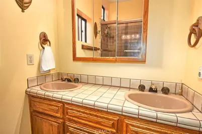 23109 Cardinal Road, Wrightwood, CA 93563 - Photo 13