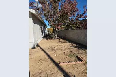16251 Wimbleton Drive, Victorville, CA 92395 - Photo 23