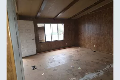 16251 Wimbleton Drive, Victorville, CA 92395 - Photo 5