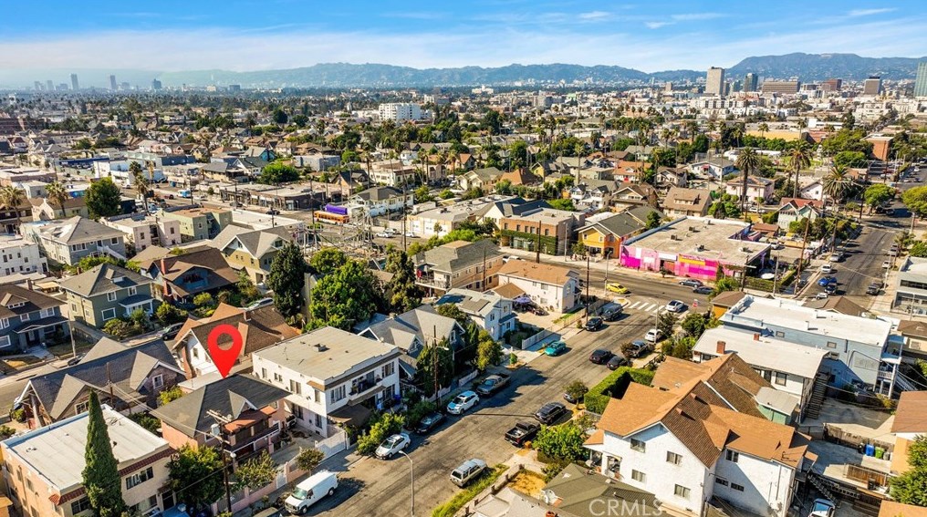 1677 Ardmore Ave, Los Angeles CA  90004-3254 exterior