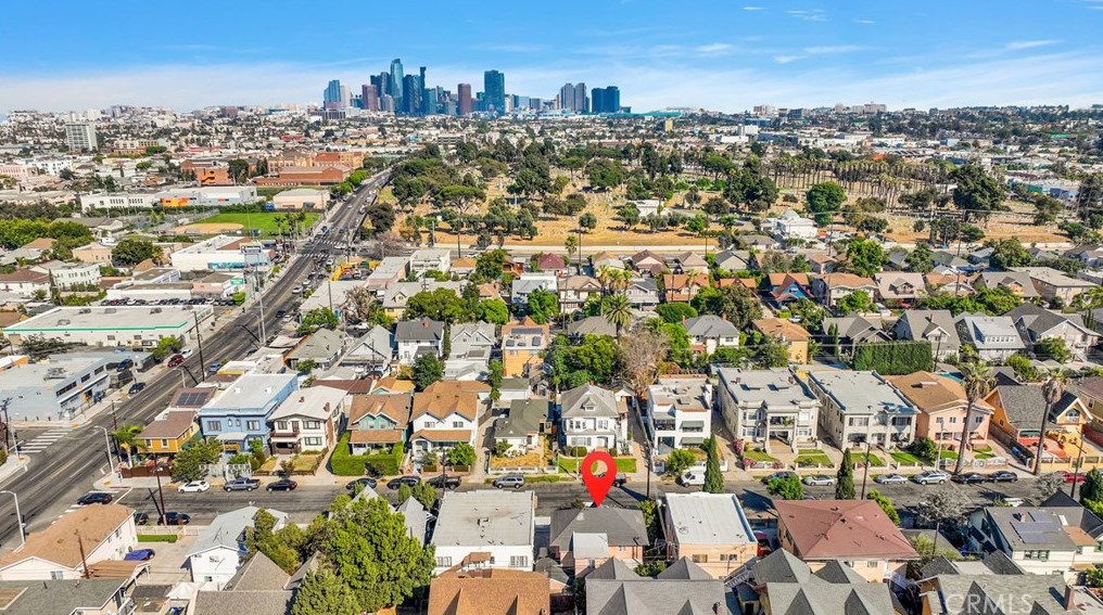 1677 Ardmore Ave, Los Angeles CA  90004-3254 exterior