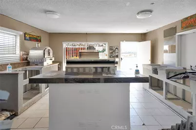 9464 Hesperia Road, Hesperia, CA 92345 - Photo 17