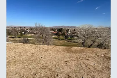 18257 Deauville Drive, Victorville, CA 92395 - Photo 9