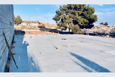 15663 Village Drive, Victorville, CA 92394 - Photo 25