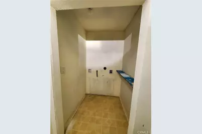 18031 US Highway 18 #B, Apple Valley, CA 92307 - Photo 21