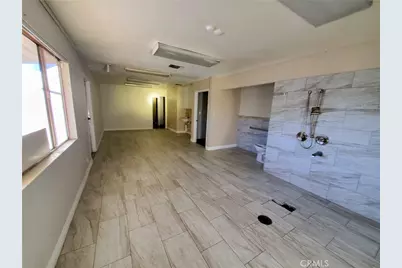 18031 US Highway 18 #B, Apple Valley, CA 92307 - Photo 15