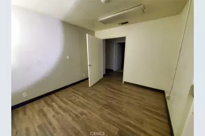 18031 US Highway 18 #B, Apple Valley, CA 92307 - Photo 13