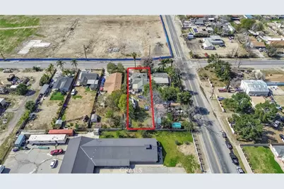 10917 Locust Avenue, Bloomington, CA 92316 - Photo 11