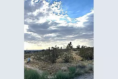 19446 Shoshonee Road, Apple Valley, CA 92307 - Photo 3