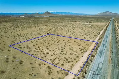 4 Quarry Road, Apple Valley, CA 92307 - Photo 5