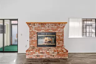 19246 Pine Way, Apple Valley, CA 92308 - Photo 9