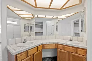 19246 Pine Way, Apple Valley, CA 92308 - Photo 17