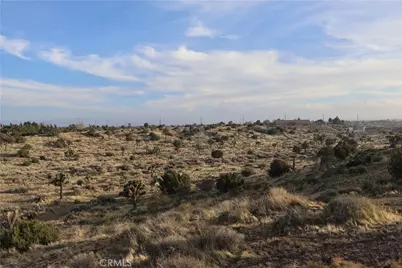 9955 Macron Street, Oak Hills, CA 92344 - Photo 7