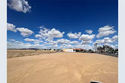 21650 Bear Valley Road, Apple Valley, CA 92308 - Photo 3