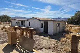 30484 Berry Rd, Newberry Springs, CA 92365 - Photo 3