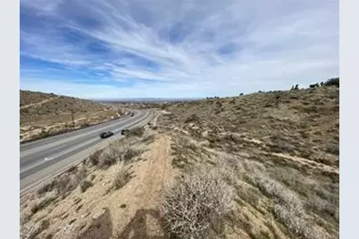 8450 Hwy 138, Phelan, CA 92371 - Photo 7