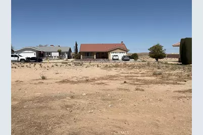 15103 Tournament Drive, Helendale, CA 92342 - Photo 3