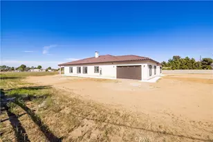 1805 W Columbia Way, Lancaster, CA 93534 - Photo 3