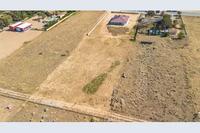 1805 W Columbia Way, Lancaster, CA 93534 - Photo 23