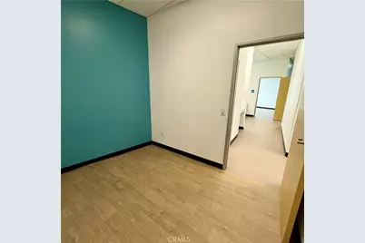 16008 Kamana Road, Apple Valley, CA 92307 - Photo 11