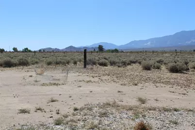 9984 Alamo Avenue, Lucerne Valley, CA 92356 - Photo 11