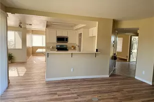 15620 Smoke Tree St, Hesperia, CA 92345 - Photo 7