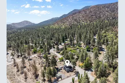 26707 Swallowhill Drive, Wrightwood, CA 92397 - Photo 21