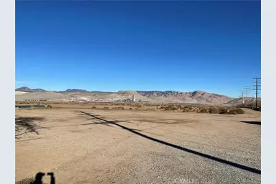 20028 Tehachapi Willow Springs Rd, Tehachapi, CA 93561 - Photo 15