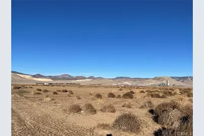 20028 Tehachapi Willow Springs Rd, Tehachapi, CA 93561 - Photo 19