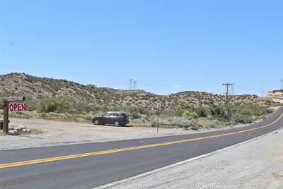 11 Summit Valley Road, Hesperia, CA 92345 - Photo 5