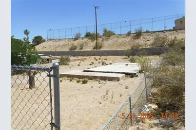 524 Pioneer Street, Barstow, CA 92311 - Photo 3