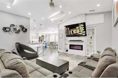 13046 Bermuda Dunes Drive, Victorville, CA 92395 - Photo 5