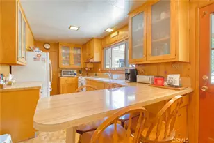 960 Snowbird Rd, Wrightwood, CA 92397 - Photo 15