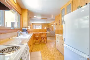 960 Snowbird Rd, Wrightwood, CA 92397 - Photo 17